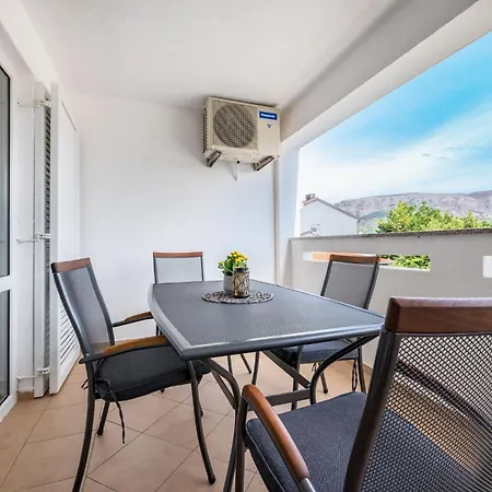 Angie Apartment Baska (Krk)